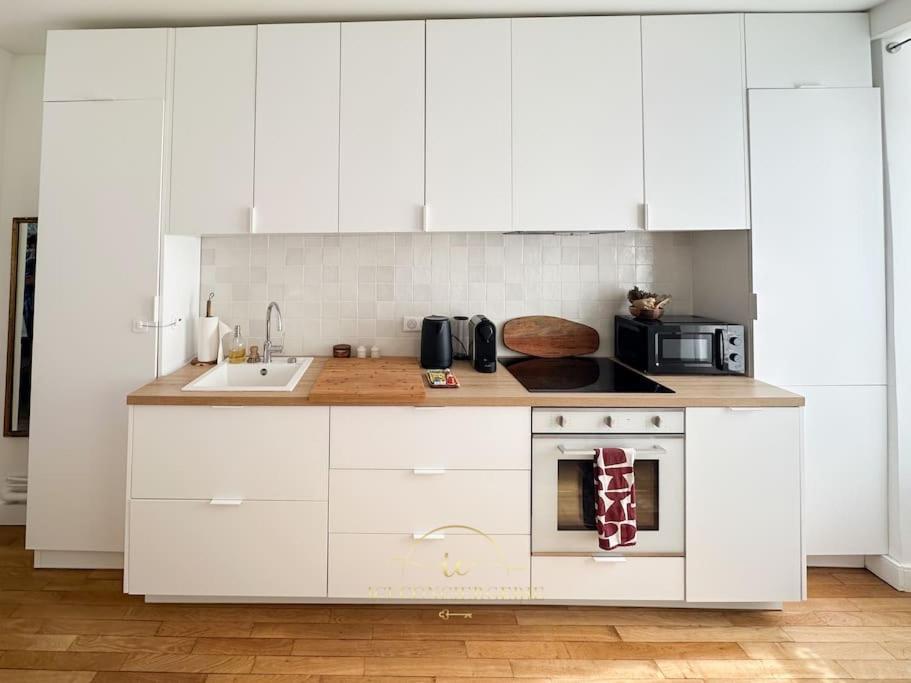 Le Petit Saint Louis Appartement Versailles Buitenkant foto