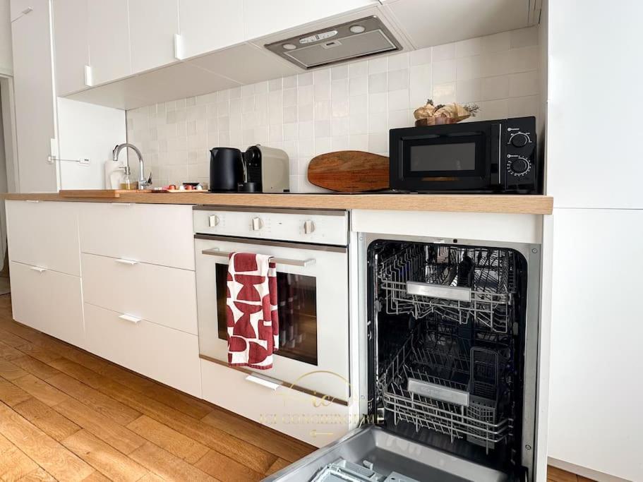 Le Petit Saint Louis Appartement Versailles Buitenkant foto